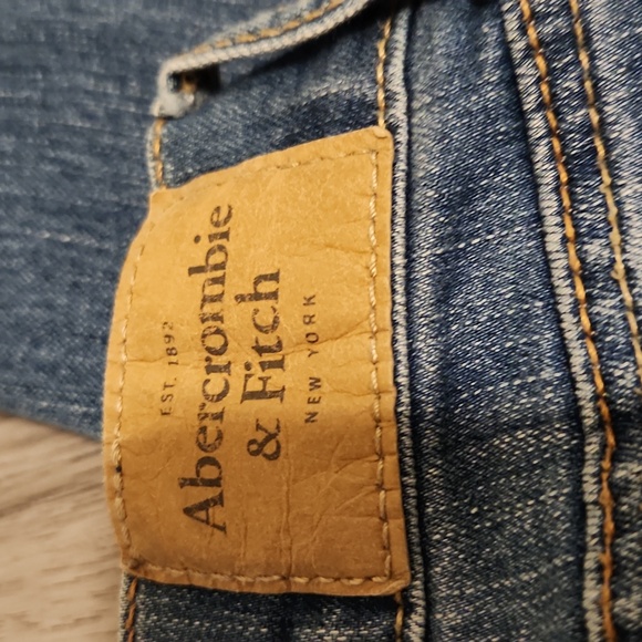 🐻 Abercrombie & Fitch Women's Classic Blue Skinny Jeans - Picture 4 of 4